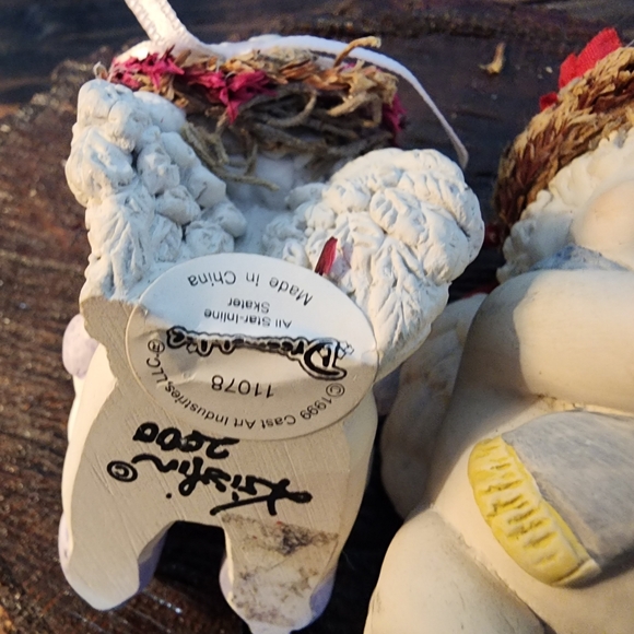 Hallmark Dreamsicle "Snowflake" and "All Star Skater" Christmas Figurines - Picture 6 of 11